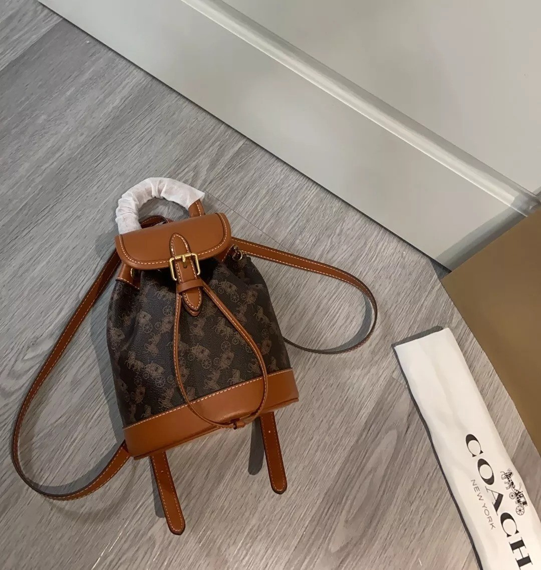 COACH Harper BackPack With Horse and Carriage Print Truffle CAM31