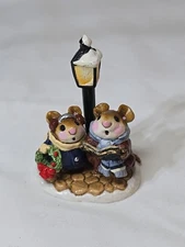 Wee Forest Folk M86 Lamplight Carolers 1982 with Box