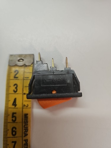 INTERRUTTORE 3 PIN ON OF Rocker Switch 50W 12V NOS colore arancione marca DELKE - 第 2/17 張圖片