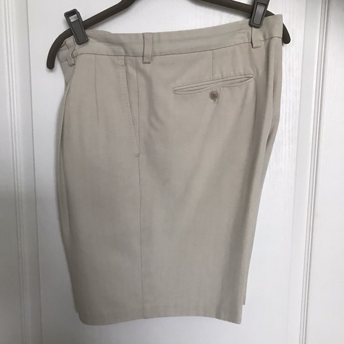 Tommy Bahama Men’s Shorts 34 - Picture 4 of 5