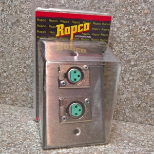 Wall plate - single gang w/2 d3f xlr (765811095835)