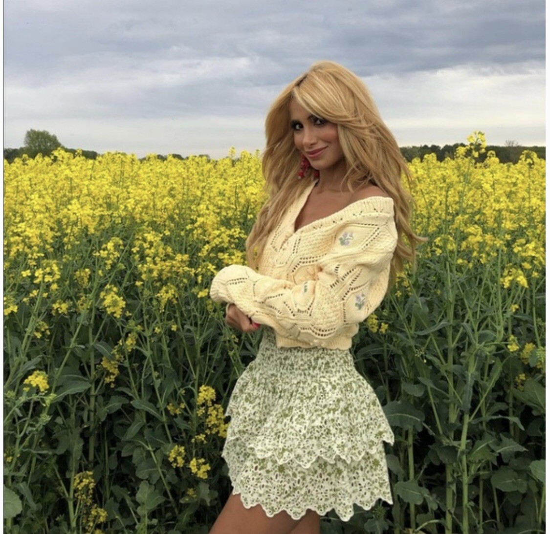 🌼 New Cute Girly Yellow Zara Floral Knit Embroidered