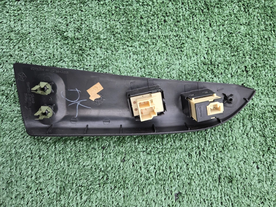 Interruptor convertible de ventana eléctrica lateral del pasajero 96-00 CHRYSLER SEBRING con bisel Foto 3 de 4