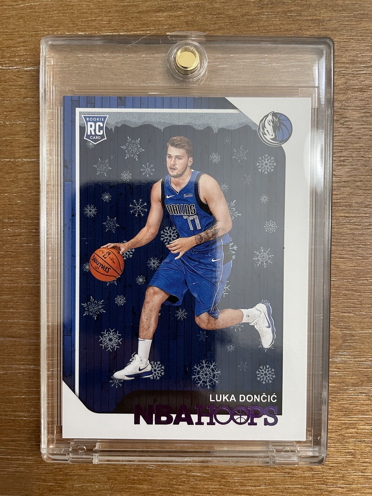 2018-19 Panini NBA Hoops Luka Doncic #268 Purple Winter Parallel SSP Rookie RC