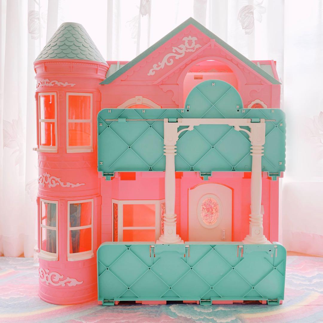Vintage Barbie Doll Dream House Playhouse MATTEL Retro USED Vintage Barbie Doll Dream House Playhouse MATTEL Retro USED