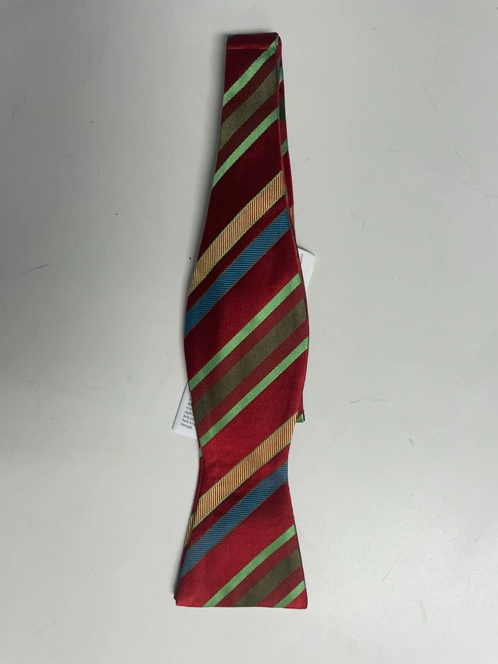 Pajarita Hombre Seda Rojo Verde Azul Punta Paisley AUTOCORBATA Pajarita Foto 2 de 4