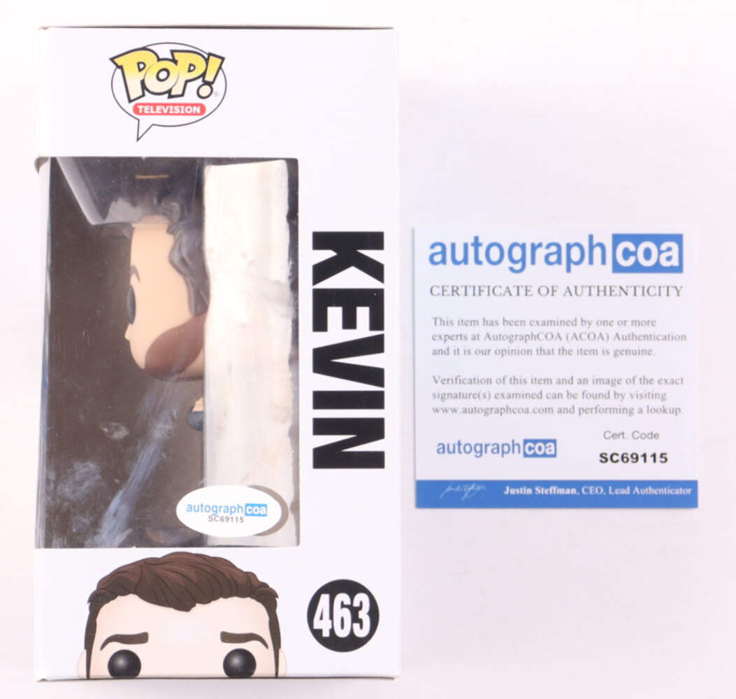 Justin Theroux Signed (ACOA) 