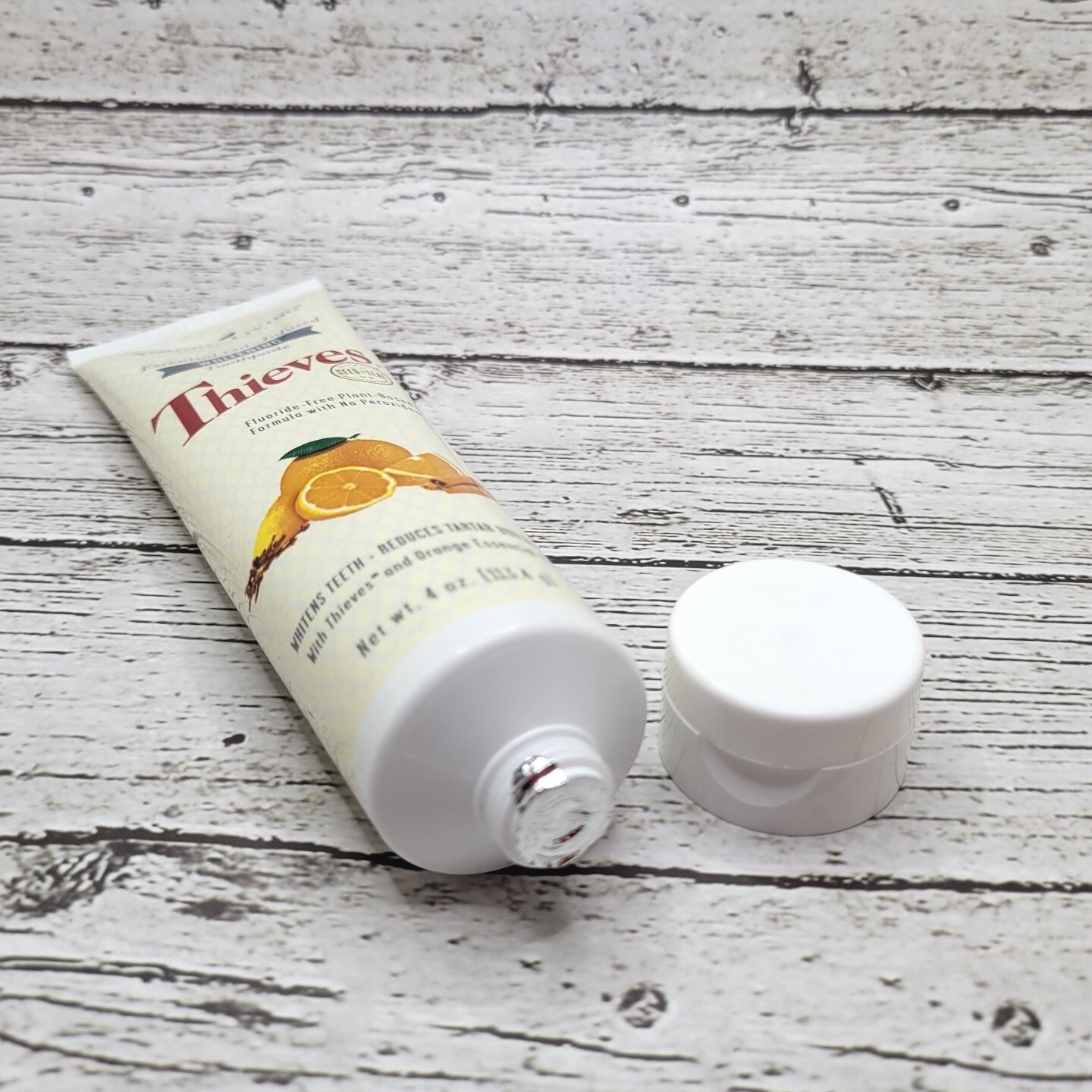 Young Living THIEVES Essential Oil Infused WHITENING Toothpaste 4oz  *SEALED*