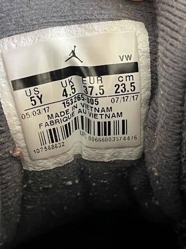 Jordan 12 Retro GS Kids Dark Grey Größe 5Y 153265-005 Suede - Bild 8 von 12