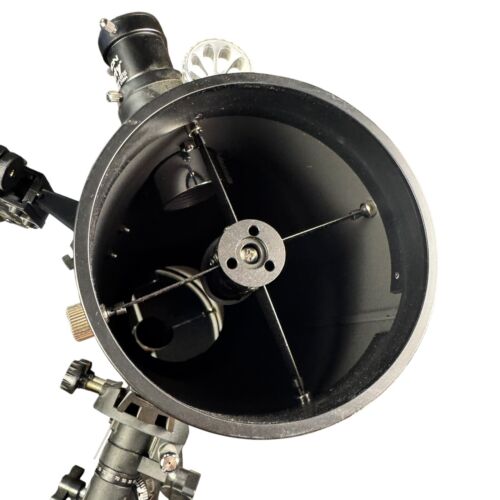 Orion StarBlast Telescope 4.5" With Upgrades and Accessories - Picture 8 of 16
