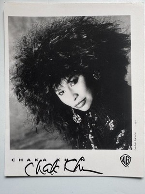 Chaka Khan  - Musik- Original Autogramm - Größe  25  x 20 cm