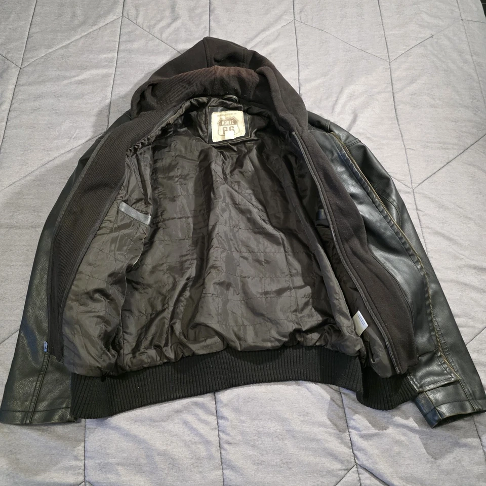 Chaqueta con Capucha Vintage Route 66 Imitación Cuero Negro Forrada Cremallera Para Hombre Grande Años 90 Foto 2 de 4