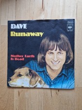 Dave: RUNAWAY / MOTHER EARTH IS DEAD (7 Vinyl...
