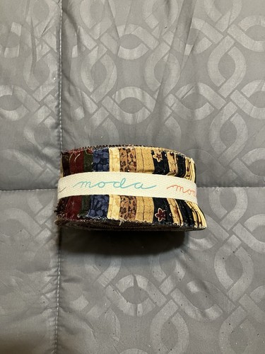 Moda Fabrics Jelly Roll fall - Picture 2 of 5