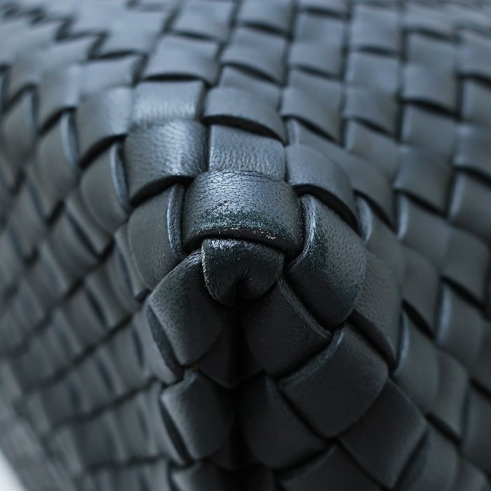 Bottega Veneta Hippo PM Leather Tote Bag Black 12.6in x 9.8in x 6.3in Used thumbnail 4