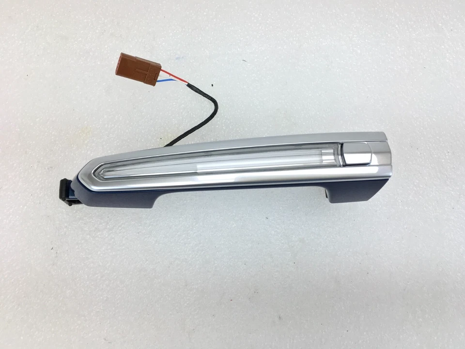 Cadillac XT4 2020-22 Premium Luxury azul crepúsculo manija de puerta exterior 13509689 Foto 2 de 4