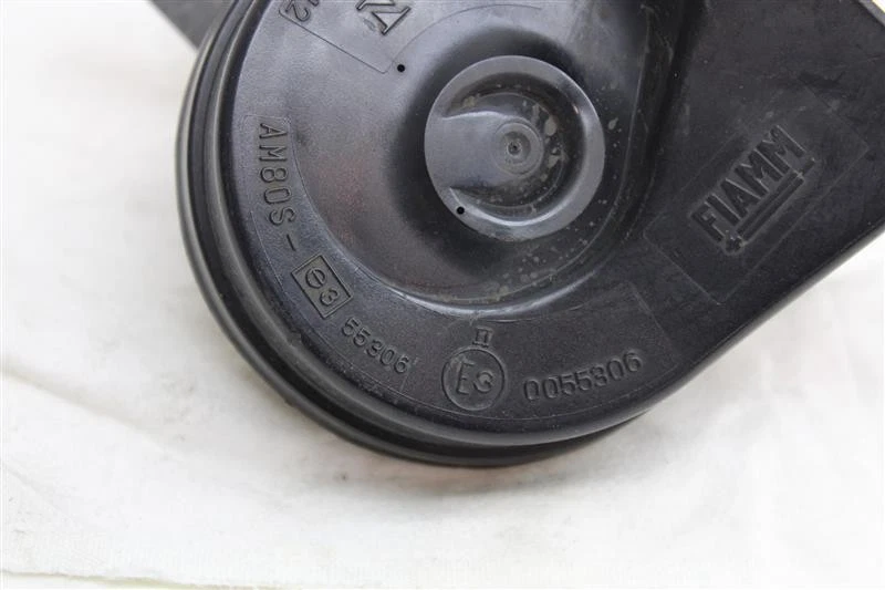 CUERNO MERCEDES-BENZ GL350 GL450 GL550 GL63 AMG 2014 14 A046496 1153486 Foto 2 de 4