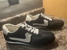 DOLCE VITA NOTICE SNEAKERS BLACK AND WHITE SIZE 7 NEW WITHOUT BOX