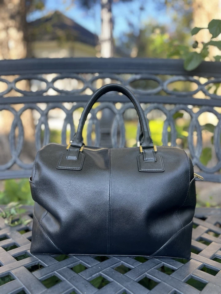 Bolso Cartera Tory Burch Robinson Triple Cremallera Cuero Negro Foto 2 de 4