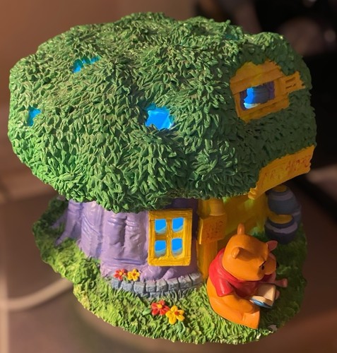 VINTAGE DISNEY WINNIE THE POOH Mr Sanders Tree House Resin Night Light Lamp 5.5" - Picture 16 of 20
