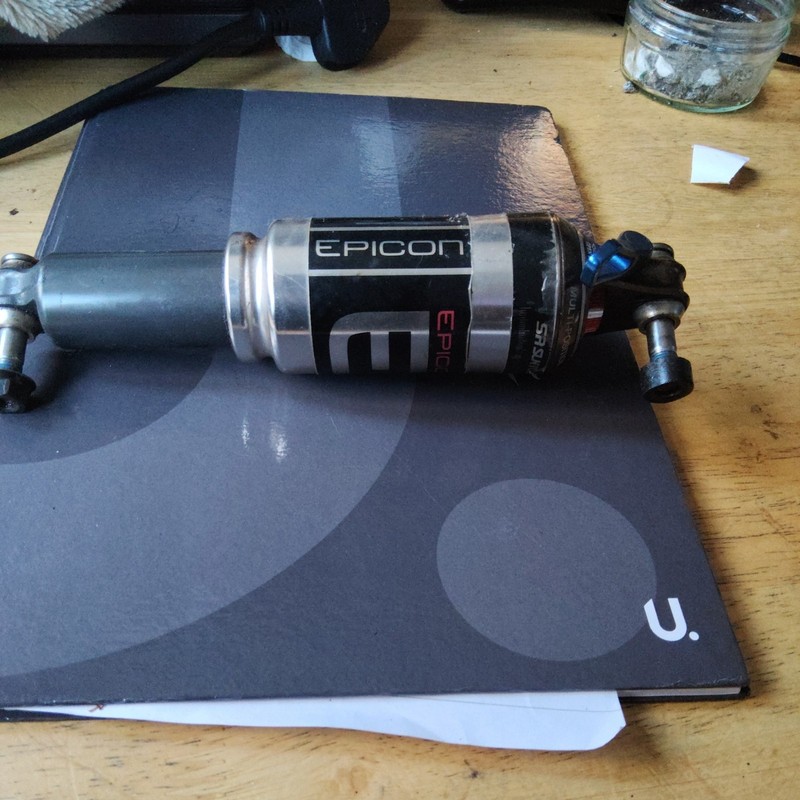 SR Suntour Epicon RC Mountain Bike Rear Air Shock