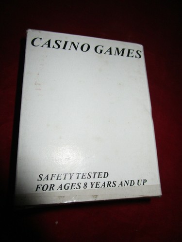 Vintage Casino Card Games Electronic Handheld Game New in Box - Picture 3 of 5