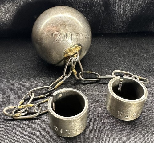 Neuheit Kugel und Kette Jubiläum Gag Geschenk Requisite schwere Stahlkugel