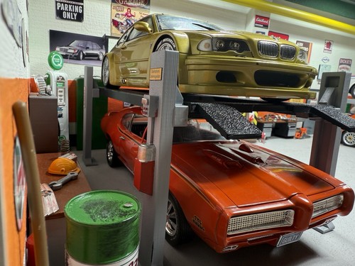 4 Säulen Hebebühne 1:18 Modelle Modellbau Diorama Werkstatt Sammlung Bedienfeld - Bild 24 von 24