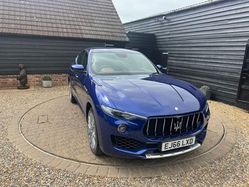 2017 Maserati Levante 3.0D V6 SUV 5dr Diesel ZF 4WD Euro 6 (s/s) (275 ps) ESTATE - Picture 17 of 24