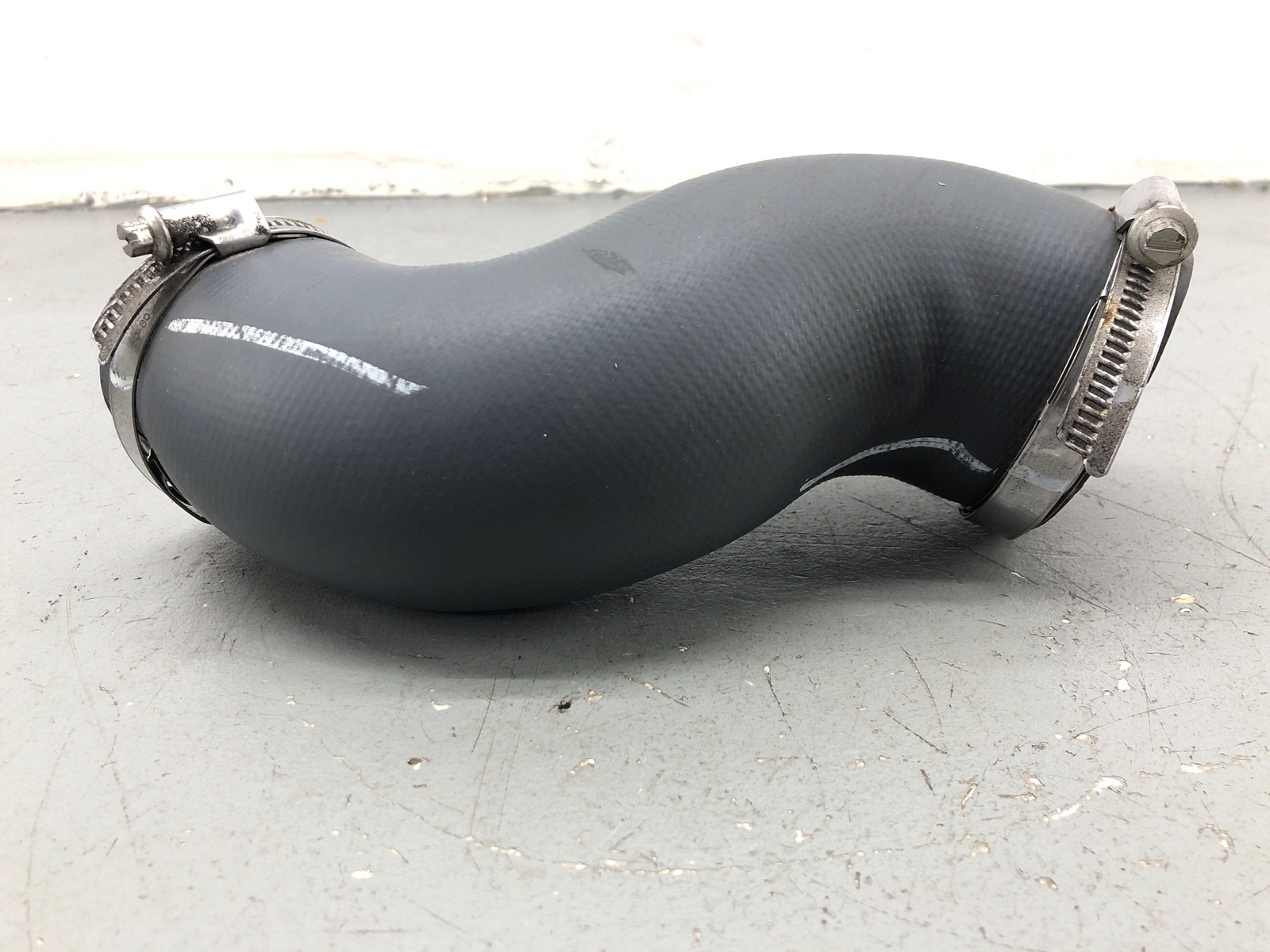 McLaren GT 2020-2023 LEFT Intake hose