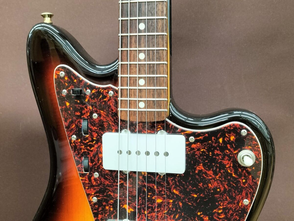 Fender Japan JM66-80 3TS Jazzmaster 3 Tone Sunburst Crafted Fender Japan JM66-80 3TS Jazzmaster 3 Tone Sunburst Crafted