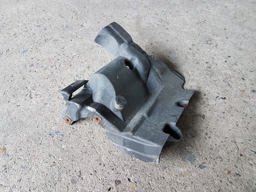 BMW 5er F07 F10 F11 Abdeckung Lenkgetriebe hinten links Allrad 7228687