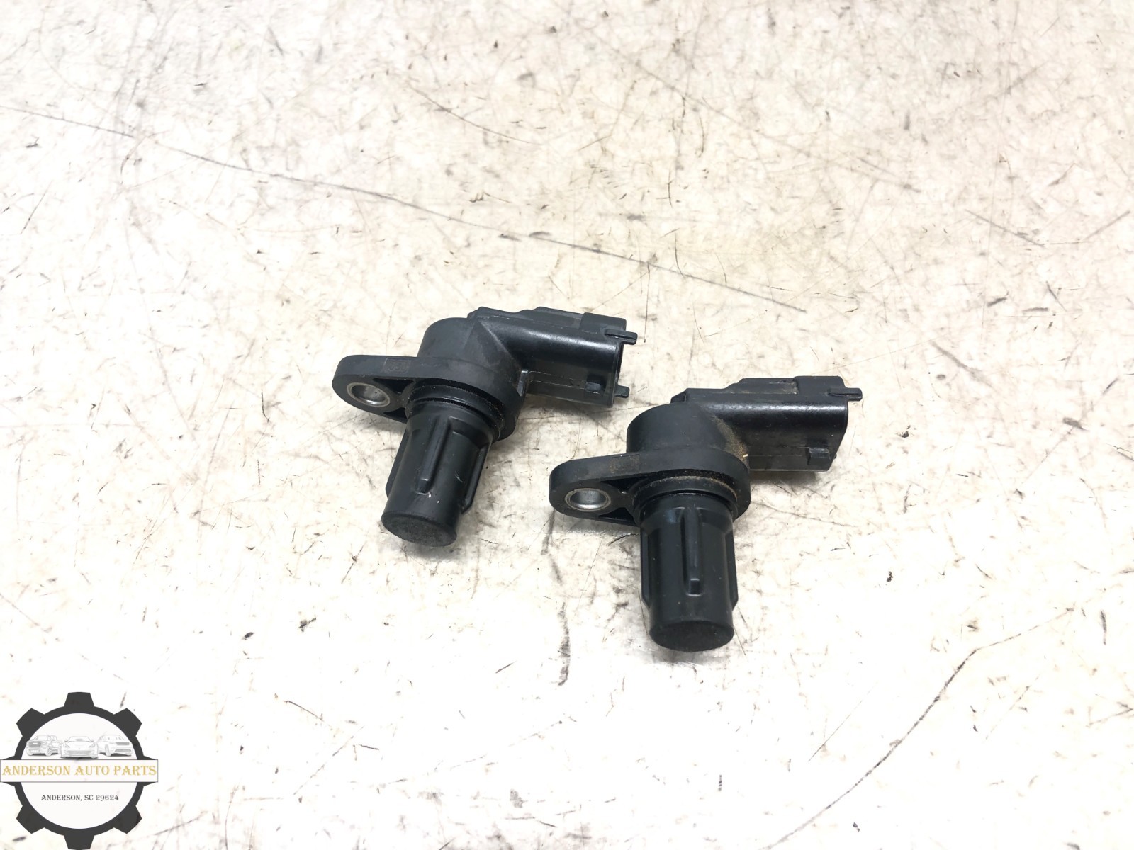Maserati Levante 2017-2020 Front Left Camshaft position sensors 2 pcs