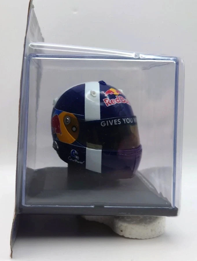 David Coulthard 2005 Red Bull RB1 Diecast Model Helmet 1/5 Scale Spark Editions - Image 3 of 4