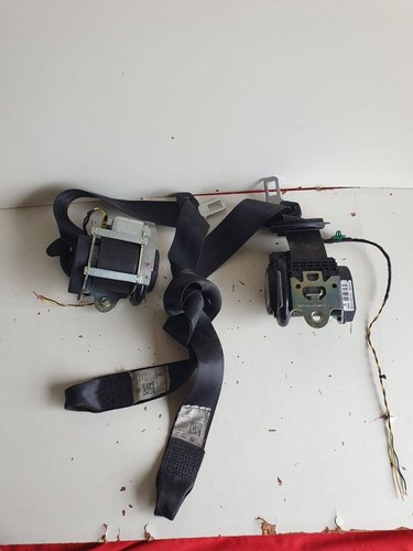 Volkswagen Scirocco 2012 Satz Satz Sicherheitsgurte 1k8857705a GENUINE