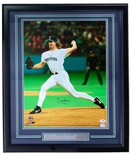 Randy Johnson Cards, Rookie Cards and Autographed Memorabilia Guide 48
