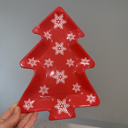 Trisa Melamine Christmas Tree Shaped Plates 12.5" by 9" - Picture 2 of 4