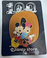 2014 Panini Disney Minnie Stickers 12