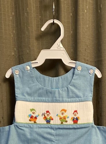 Boys NWT Claire & Charlie Smocked Longall Gingham Seven Dwarfs Lined 6 Mos - Picture 2 of 14
