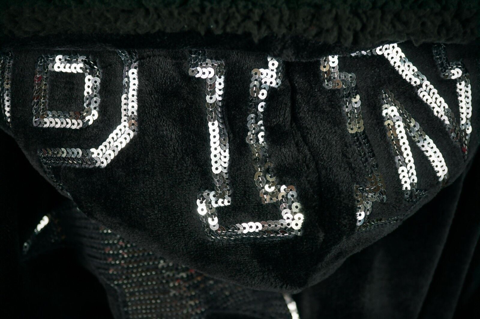 VICTORIA'S SECRET PINK HOLIDAY SHERPA SILVER BLING SPA FLEECE SOFT PLUSH ROBE image 9