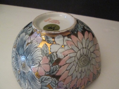 Tazón de porcelana decorativo diseño floral Toyo 6" con borde dorado - Imagen 4 de 11