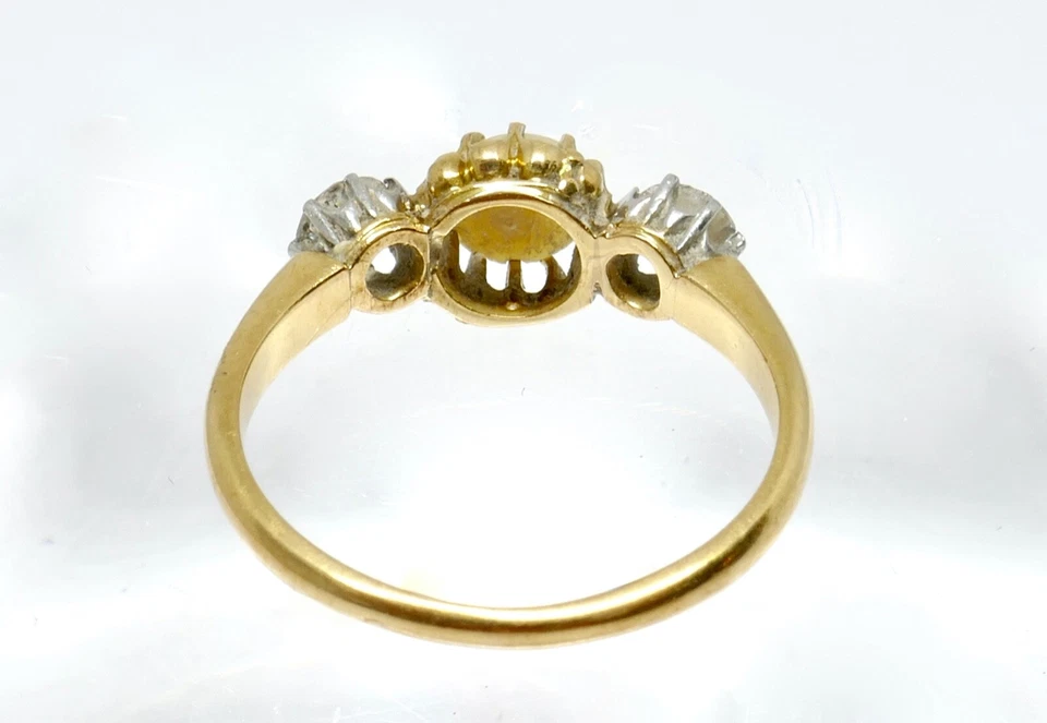 BAGUE OR JAUNE 18K DIAMANTS ET PERLE DE CULTURE BOUTON XIXe - Photo 4/4