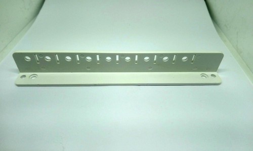 Middle Thread Guide (9 needle), Tajima  #CX0672100900 - Picture 1 of 3