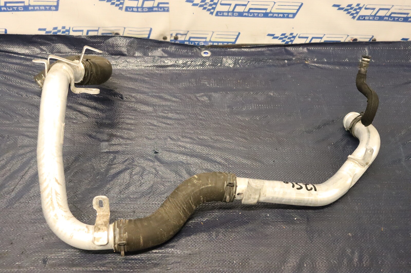 2012 AUDI R8 5.2 QUATTRO SPYDER V10 OEM FRONT INNER RADIATOR COOLANT PIPE #1256