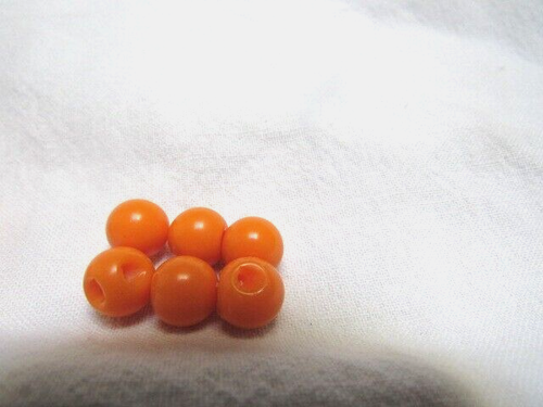 Vintage Set 10 – 2 Sizes 4 Plus 6 Orange Coral Ball Buttons Opaque Plastic - Picture 3 of 5