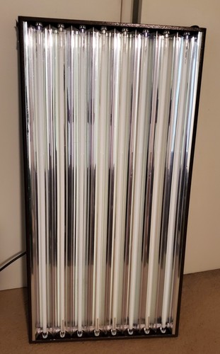 Hydrofarm Agrobrite Designer T5, 4 Foot 8-Tube Fixture, with 4 extra UV lamps
