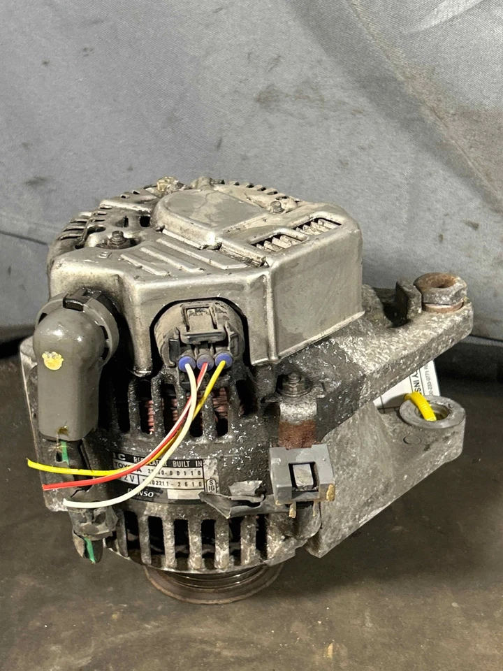 Fits 2003-2008 Toyota Corolla Alternator OEM:2706022040 Foto 3 de 4