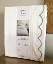 John Lewis Scallop Duvet Cover Set, White/Green, Super King - RRP £95.00