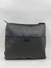 Gucci GG Supreme Black Coated Canvas Messenger Bag