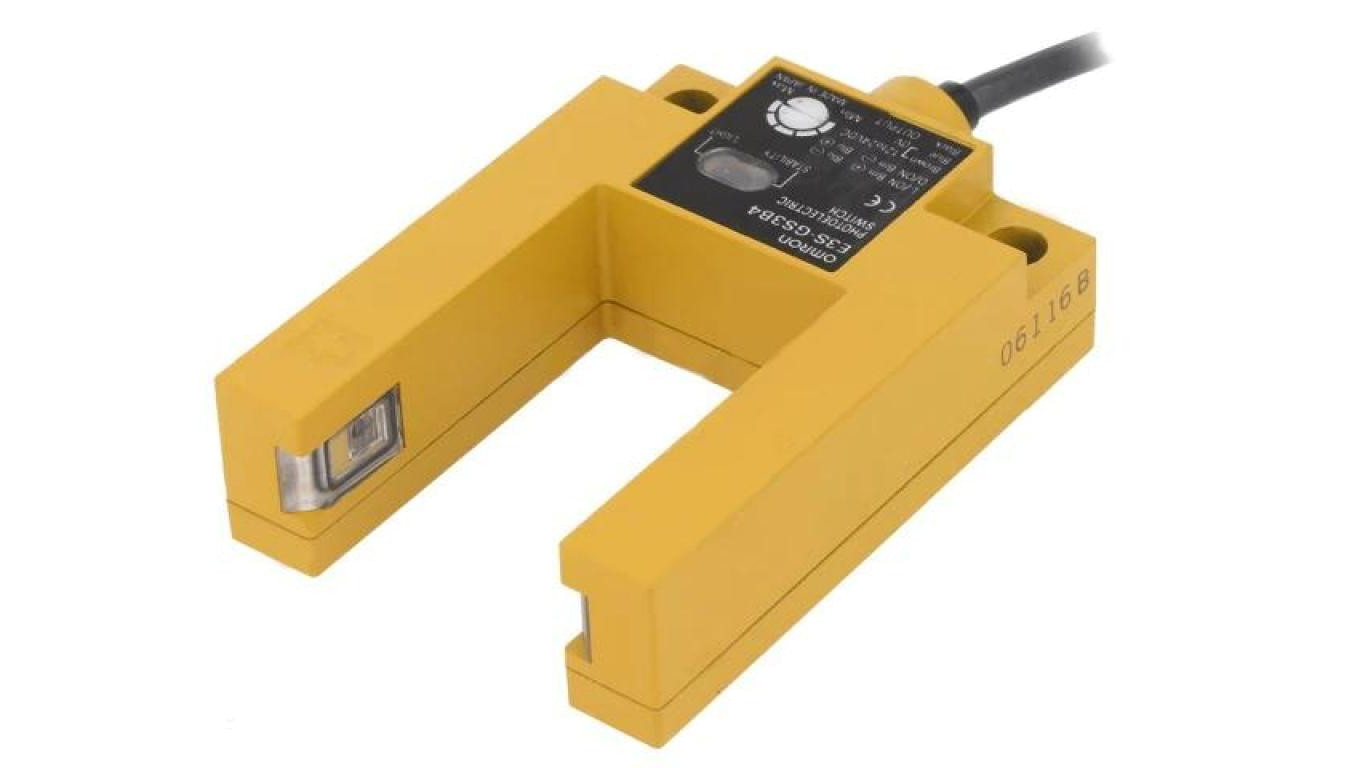 E3S-GS3B4 Photoelectric sensor with a range of 30mm PNP DARK-ON,LIGHT-ON /T2UK